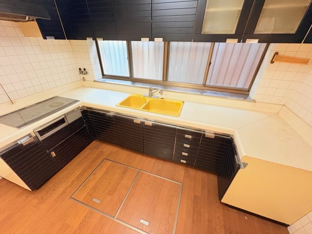 神戸市須磨区神撫町4丁目戸建のキッチン