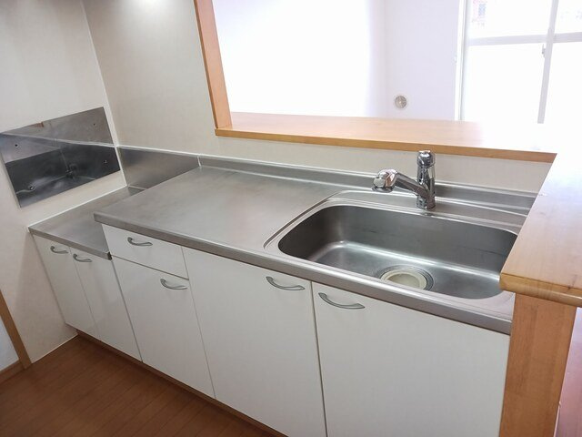 【キッチン】 | ルーチェ・デル・ソーレ