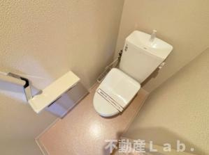 モダニティ八分字　B棟のトイレ