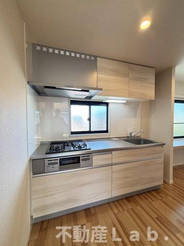 モダニティ八分字　B棟のキッチン