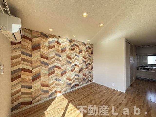 モダニティ八分字　B棟の内装