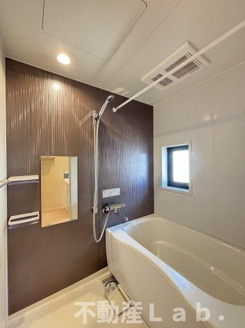 モダニティ八分字　B棟の浴室