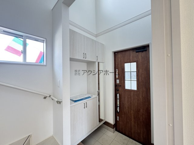 東村山市秋津町4丁目・全7棟　新築一戸建　7号棟の玄関