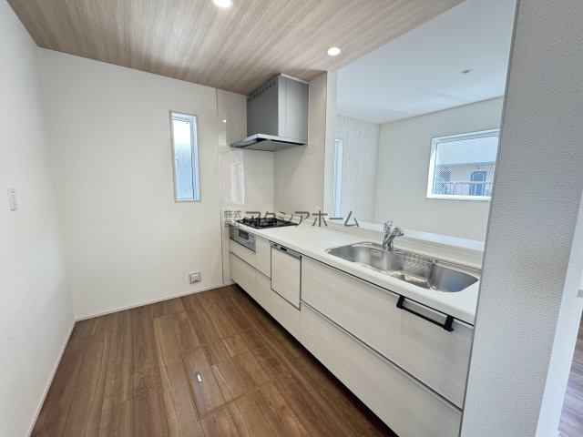 東村山市秋津町4丁目・全7棟　新築一戸建　7号棟のキッチン|食洗機付対面式キッチン