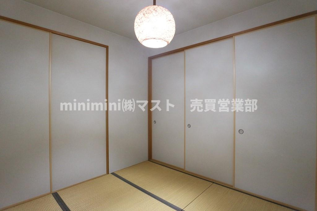 メゾンドール瓢箪山の和室