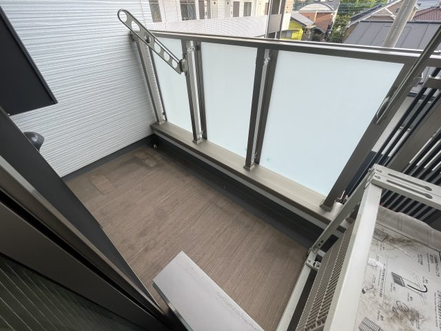 リトルロックスのバルコニー|別号室参考写真です。