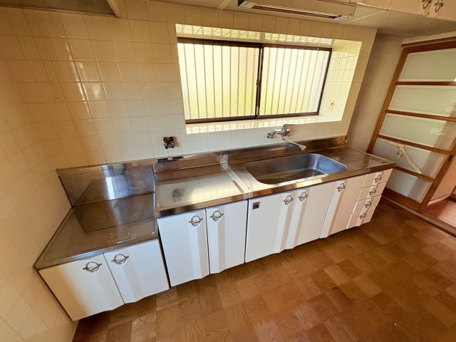 神戸市北区唐櫃台4丁目戸建のキッチン