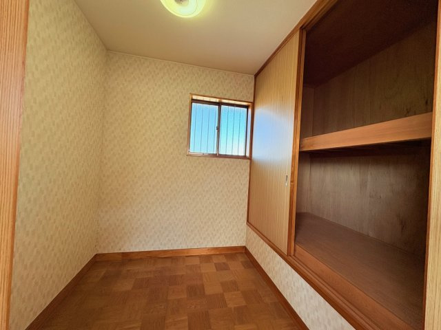 神戸市北区唐櫃台4丁目戸建の収納