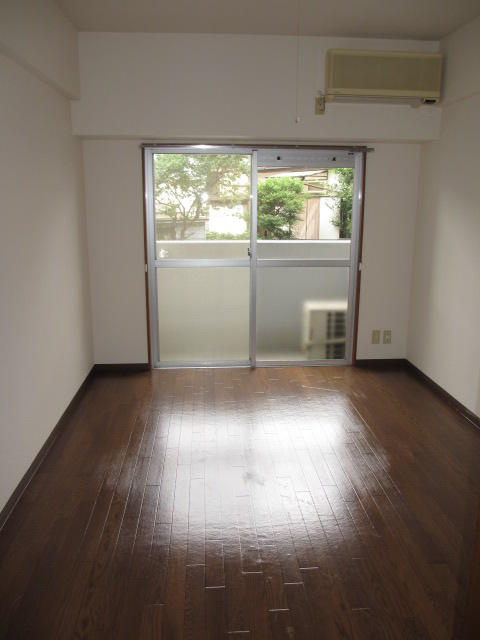 リベール市ヶ尾の居間・リビング|現況優先