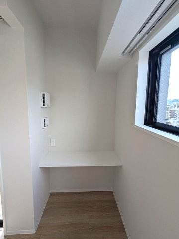 DUO FLATS浅草蔵前のその他共用部分|リビングにワークスペースあります