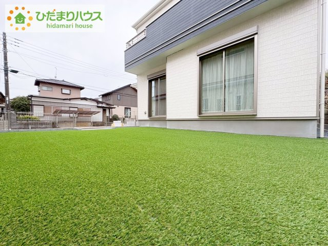 ひたちなか市津田　新築戸建の庭|日当たりの良い広い庭。友人や親せきが集まってＢＢＱをしたり、ペットと遊んだり。
一戸建てならではの楽しさが広がります(*^-^*)