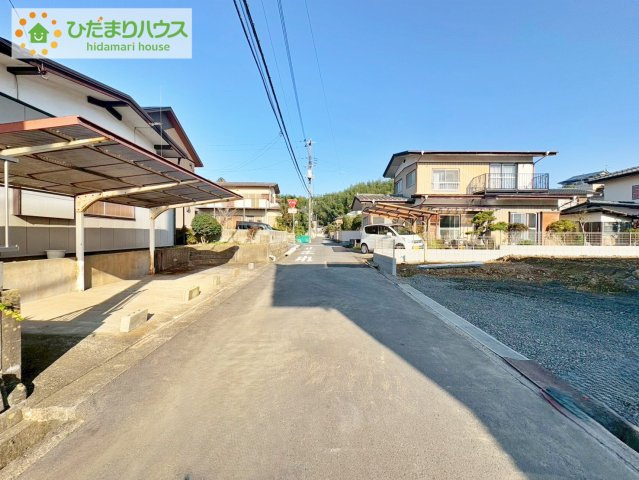 ハートフルタウン津田　新築戸建の前面道路含む現地写真