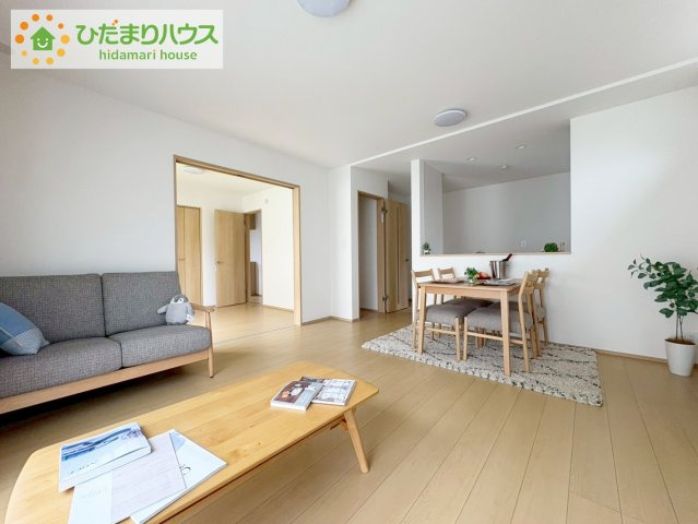 ひたちなか市津田　新築戸建の居間・リビング|家族団らんの時間も増えそうなくつろぎのＬＤＫ☆