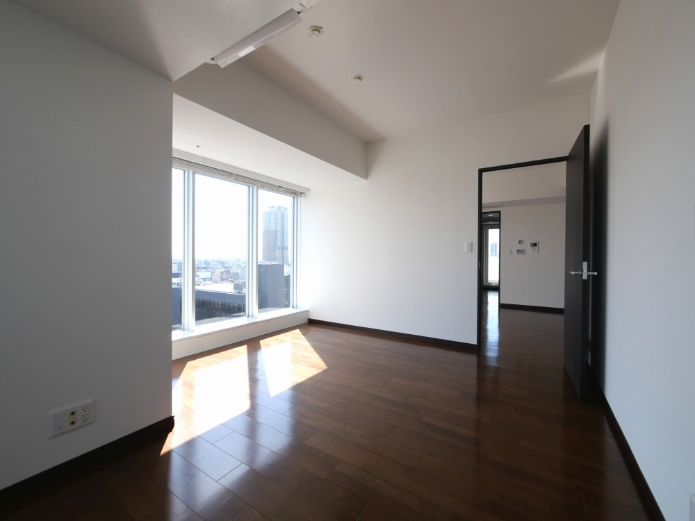 アステリオ北堀江 ザ・メトロタワーの洋室