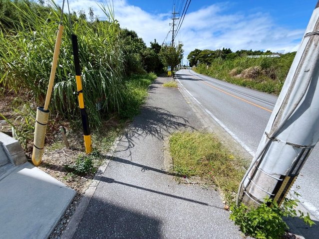 本部町瀬底　売土地の前面道路含む現地写真|2025/10/25　現地写真