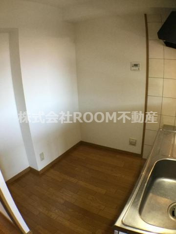 Y＆M　ISAMUの内装|内装は落ち着いています