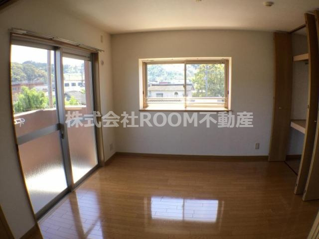 Y＆M　ISAMUの洋室|個人の部屋や寝室として使える洋室です