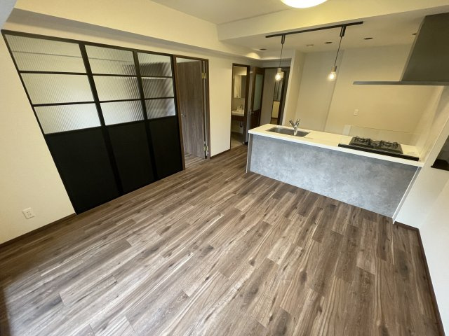 ソルシェール須磨北の居間・リビング