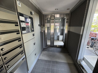 【エントランス】 | スクエア赤塚