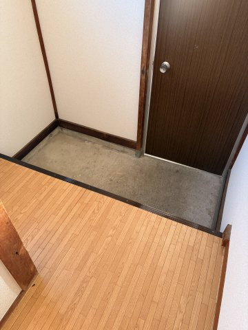 ㈱坂本煉瓦工場貸家の内装