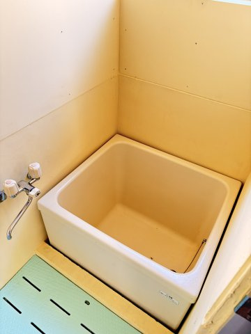 ㈱坂本煉瓦工場貸家の浴室|お風呂です