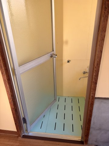 ㈱坂本煉瓦工場貸家の浴室|日々の暮らしに欠かせないお風呂です