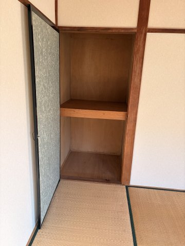 ㈱坂本煉瓦工場貸家の内装