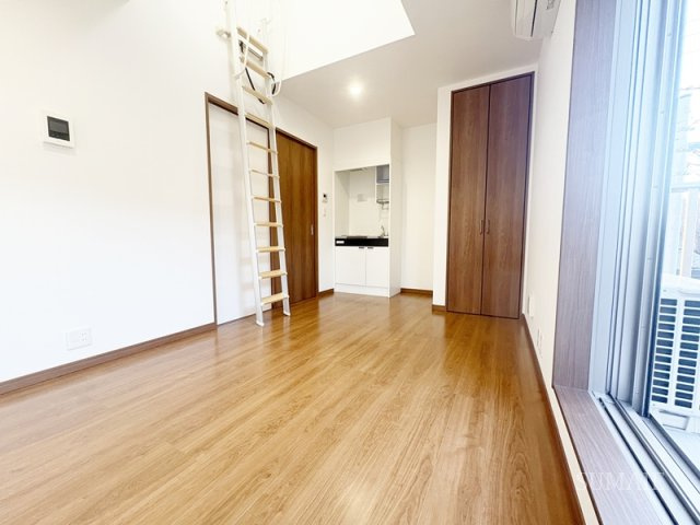 ロイヤル中十条Ⅱの寝室|使い勝手のいい寝室です