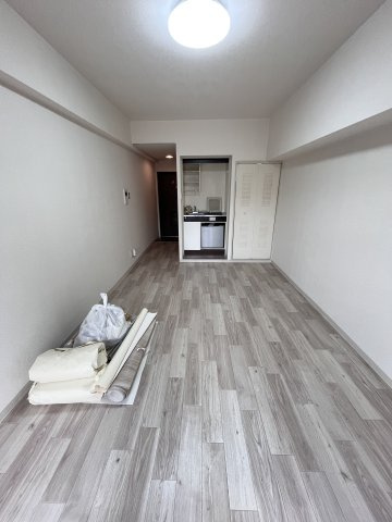 大阪市都島区都島北通２丁目の賃貸マンションの洋室