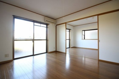 【居間・リビング】 | ロイヤルプラザ大岡