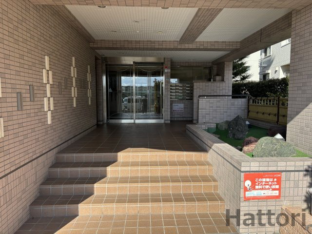 スプリングヒルズⅢのエントランス