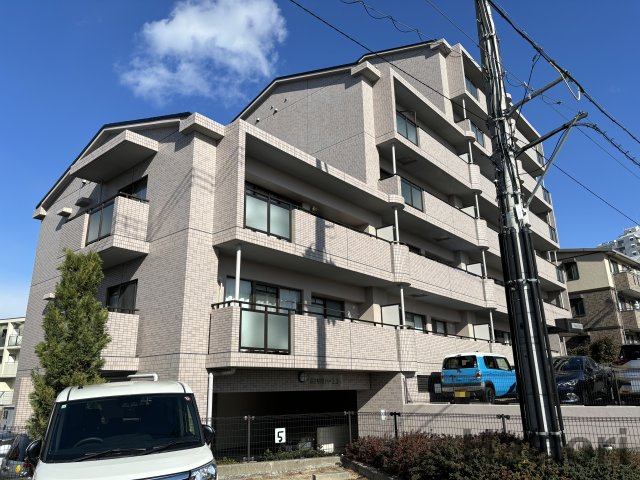 スプリングヒルズⅢ