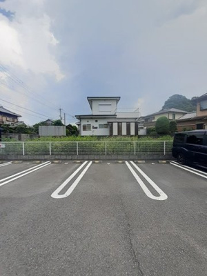 【駐車場】 | グラースアンジュⅡ | 駐車スペースもあります