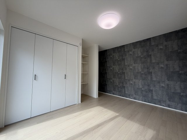 松本市並柳四丁目の洋室