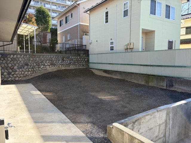 松本市並柳四丁目　中古住宅の庭