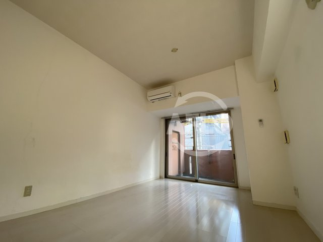 88松ヶ枝ウイングの居間・リビング|88松ヶ枝ウイング　洋室