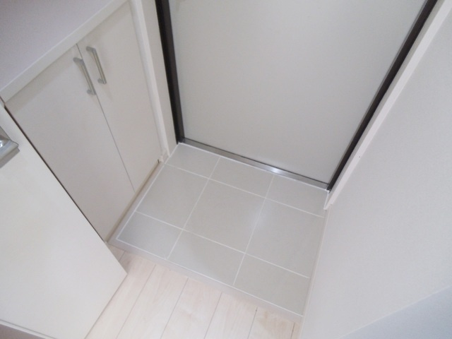 ＣＯＣＯＣＵＢＥＡＫＡＢＡＮＥの玄関|靴箱のある玄関です！