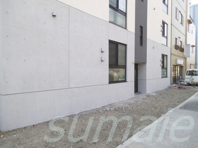 ＣＯＣＯＣＵＢＥＡＫＡＢＡＮＥのロビー|建物前の環境です！