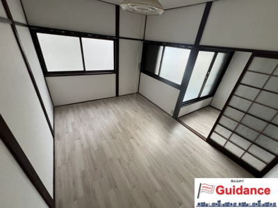 【洋室】 | 橿原市中曽司町貸家