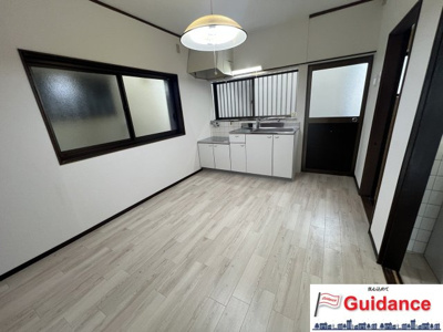 【居間・リビング】 | 橿原市中曽司町貸家