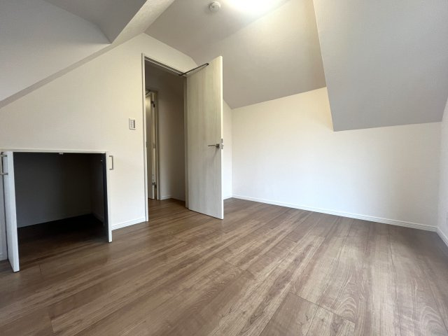 eyeにもniceなGreen's  house◎保土ヶ谷区常盤台中古戸建の洋室|個人の部屋や寝室として使える洋室です