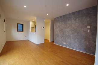 【居間・リビング】 | 【仲介手数料無料！！】稲城市平尾2丁目　新築戸建て（全13棟）5号棟　4680万円