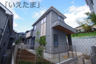 【外観】 | 【仲介手数料無料！！】稲城市平尾2丁目　新築戸建て（全13棟）5号棟　4680万円 | 5号棟　令和7年10月24日撮影