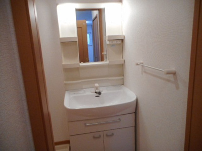 【洗面所】 | ヴァンクール貴志川Ⅱ | 忙しい朝には欠かせない洗面所です