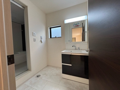 【内観：施工例】 | リーブルガーデン高石市取石３丁目 | 同シリーズ