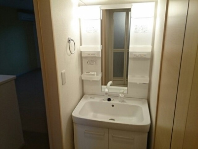 【洗面所】 | シャノアール西大井Ⅱ | コンパクトで使いやすい洗面所