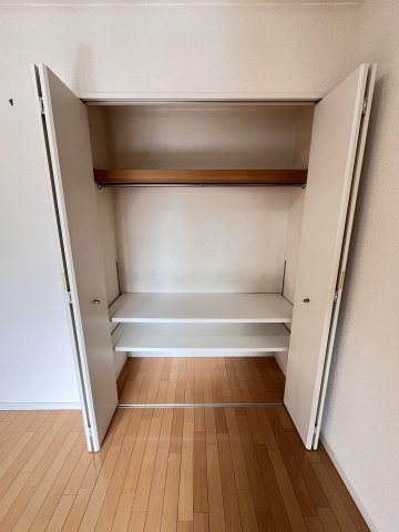 大阪市都島区都島北通１丁目の賃貸マンションの収納