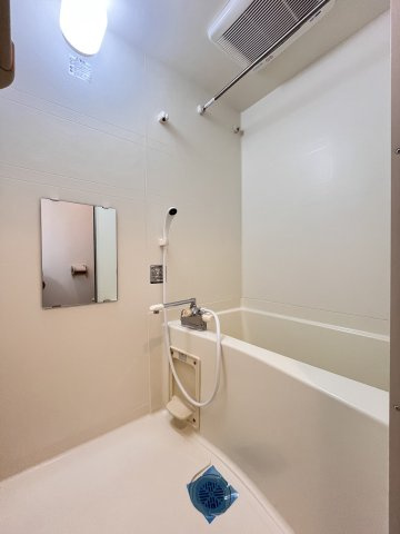 大阪市都島区都島北通１丁目の賃貸マンションの浴室