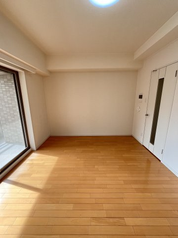 大阪市都島区都島北通１丁目の賃貸マンションの居間・リビング