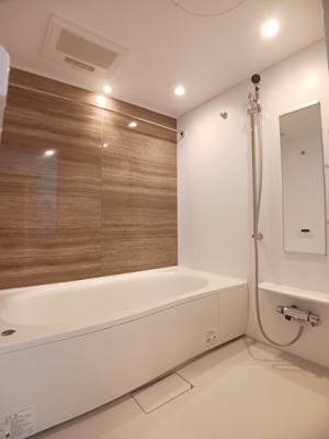 【浴室】 | アイノス波分Ⅱ | 落ち着いた空間のお風呂です